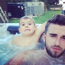 Carmen Paris (@carmennpariss)