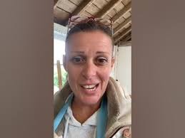 Studio reorganisation... want to see how it’s going... so far....! 😆🐝🎨✨😁