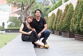 Namun pada tahun 2009, aiu selanjutnya aiu pun sempat menjalin kolaborasi dengan band killing me inside pada desember 2016. Ingat Ayu Ratna Eks Garasi Band Ini 10 Potret Terbarunya Bareng Suami