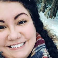 Tara Lindsay's Instagram, Twitter & Facebook