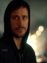 Michael Ecker's Instagram, Twitter & Facebook