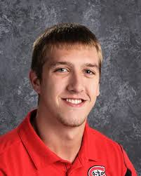 Huskies Upset #2 Minnesota Duluth 51-49