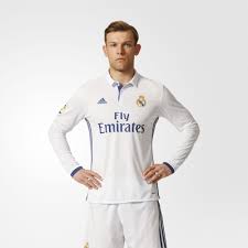 We have 67+ amazing background pictures carefully 1920x1200 hd ronaldo images, free wallpapers, jersey, hala madrid, marca, vavosmi madrid. Real Madrid Jersey Wallpapers On Wallpaperdog