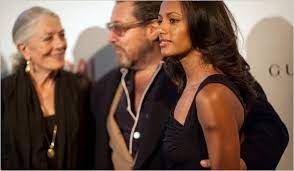 Became the first foreign anchorwoman in the history of italian television, winning a media watch award for her coverage of the iraq war. From A Palestinian Story To A Fairy Tale Life Rula Jebreal The New York Times