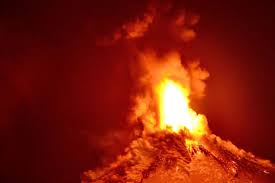 Or you can fly to temuco and drive an hour to get to villarrica. Chile S Villarrica Volcano Erupts Causing Thousands To Flee Vox