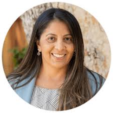 Valerie Rubio's Instagram, Twitter & Facebook