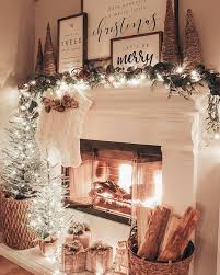 36 Winter Wonderland Ideas For Best Mantel Design Homeridian Com Christmas Mantel Decorations Christmas Fireplace Farmhouse Christmas Decor