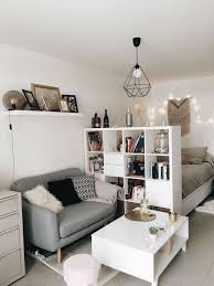 20 Fabulous Studio Apartment Decor Ideas On A Budget Small Apartment Bedrooms Small Apartment Decorating Apartment Room