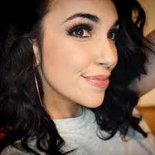 Can blood clots occur after bariatric surgery and how are they prevented?