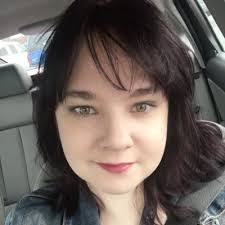 Shandi Miller's Instagram, Twitter & Facebook