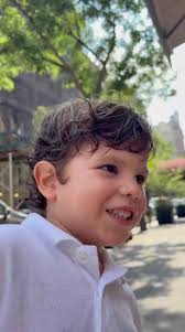 Los que me preguntan por Mateo, el hombre anda por los New York 🗽🍎✈️🇺🇸