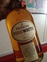Hennessy pure white bestows a subtle flower bouquet characteristics, thanks to a blend hennessy pure white originated from four crus with a dominance from the fins bois, from which it gets its. Hennessy Pure White From The Bahamas Hennessy Pure White Distillation Aromas