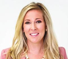 Lisa Chrisco's Instagram, Twitter & Facebook