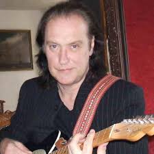 Celebrating reporter Dave Bryan and his next journey… life closer to family  out of state. Thx to the lovely hosts @cbsladavid and @dorothy_lucey for  hosting this gathering of news folk this time