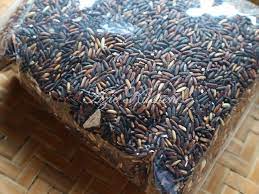 Pulut hitam ini akan bertukar ungu gelap apabila di masak. Bubur Pulut Hitam Menggunakan Periuk Noxxa Azie Kitchen