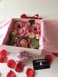 Looking for the perfect valentine's day gift for him? Pin On Valentine S Dessert Ideas