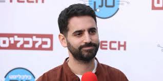 “More major companies are making bets