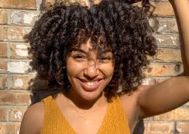 In order to get back to natural, you're probably going to use a little bleach. Hair Story Sidney Ison Natural Hair Journey I Curleeme Blog