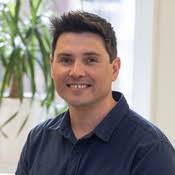 5 tips for using Viva to close the frontline worker engagement gap IoIC,  The Institute of Internal Communication