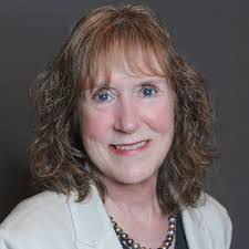 Ellen Lent's Instagram, Twitter & Facebook