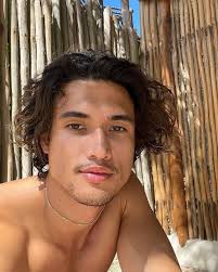 Charles Melton ❤️🔥❤️🔥