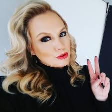 Michele Hilton (@MicheleHilton)