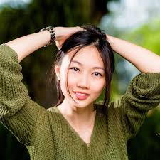 Yan Ting used to work in a female vibrator company, in this interview, she  shares some of her takeaways of her experiences there. Join us for this... 