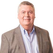 Wallace Bishop's Instagram, Twitter & Facebook