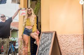 Pabllo vittar comenta evolução com carreira internacional. Pabllo Vittar Lancou Seu Novo Clipe Corpo Sensual Gravado Em Sao Paulo Purepeople