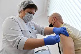 Прочитав статью, вы узнаете, как работает вакцина от ковида, каков ее эффект. Immunolog Rasskazala Kak Vybrat Vakcinu Ot Covid 19 Rossijskaya Gazeta