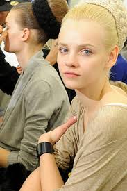 Women Management: more Prada fall 2010 show