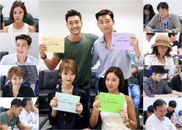 park seo joon and hwang jung eum s she was pretty holds first script reading 韓国 映画 パクソジュン ぱくそじゅん