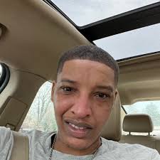 Who are the members of the Totz basketball team from the 1973-74 school  year?