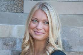 Smart Busy Women Finally Get Their Own Dating App