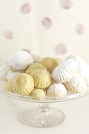 Ma Amoul Middle Eastern Cookies Stuffed With Pistachios Dates Walnuts Recipe Middle Eastern Desserts Middle Eastern Recipes Food