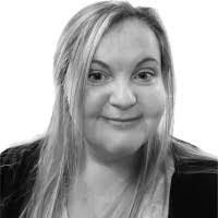 Angela Hackett's Instagram, Twitter & Facebook