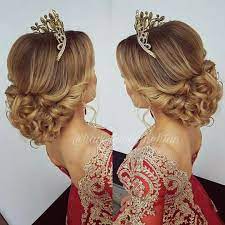 Pin By Marjan On Hairstyle Haircut And Make Up Quince Hairstyles Wedding Hairstyles With Crown Hair Styles