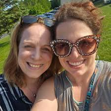 Karen Troeger's Instagram, Twitter & Facebook