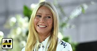Gwyneth Paltrow was married to Chris Martin, and their daughter's name is  Apple. That makes her name Apple Martin, which also means that if she was  Italian, her name would be Apple