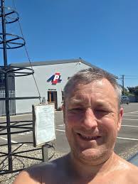 8km done I stopped at 4km with my 4 legged friend and we jumped into the  river and then continued our run Beautiful weather