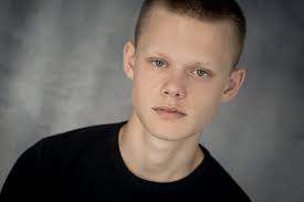 PROFESSIONAL HEADSHOTS & PORTRAITS — Rosie Marks Photography