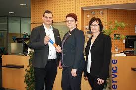 Gerne stehen wir ihnen für fragen zur verfügung. Volksbank Spree Neisse Eg Staffelstabubergabe In Volksbank
