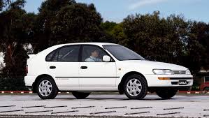 The van includes the same layout of the petrol version, and includes a retractable sunroof. Used Toyota Corolla Review 1994 1999 Carsguide
