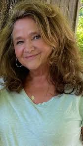 Kimberly Ellington Maxon, beloved wife, mother, and grandmother passed away  peacefully at the home she helped build, surrounded by her loving family, 