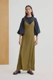 You might already buy fairtrade coffee and chocolate, but what about fair trade clothing? Women S Fair Fashion Ethical Fashion Sustainable Living Blog Future King Queen