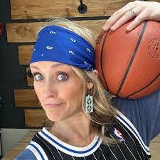 Kimberly Lowman's Instagram, Twitter & Facebook