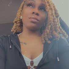 Sweet Potato Stuffed Vanilla Cupcakes