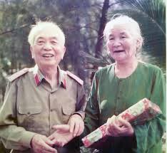 Chủ trương này của bác đã được toàn thể thành viên trong hội đồng chính phủ. Ä'áº¡i TÆ°á»›ng Vo Nguyen Giap Vá»›i Nhá»¯ng Ná»¯ Anh Hung Tren Ä'áº¥t Lá»­a Quáº£ng Binh Bai Cuá»'i Tinh NgÆ°á»i Ben Chan Song Biá»ƒn Ä'ong Bao Quáº£ng Binh Ä'iá»‡n Tá»­