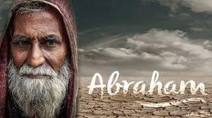 Daniel 6:22 Mi Dios envió su ángel, el cual cerró la boca de los leones,  para que no me hiciesen daño, porque ante él fui hallado inocente; y aun  delante de ti,