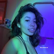 Maya Buckets Nude & Blowjob! - OnlyFans Leaked Nudes